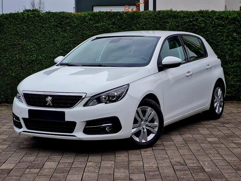 Weiß Gebraucht 2021 Peugeot 308 Active Limousine | 13.799 € (Superpreis) - Bild 1/4