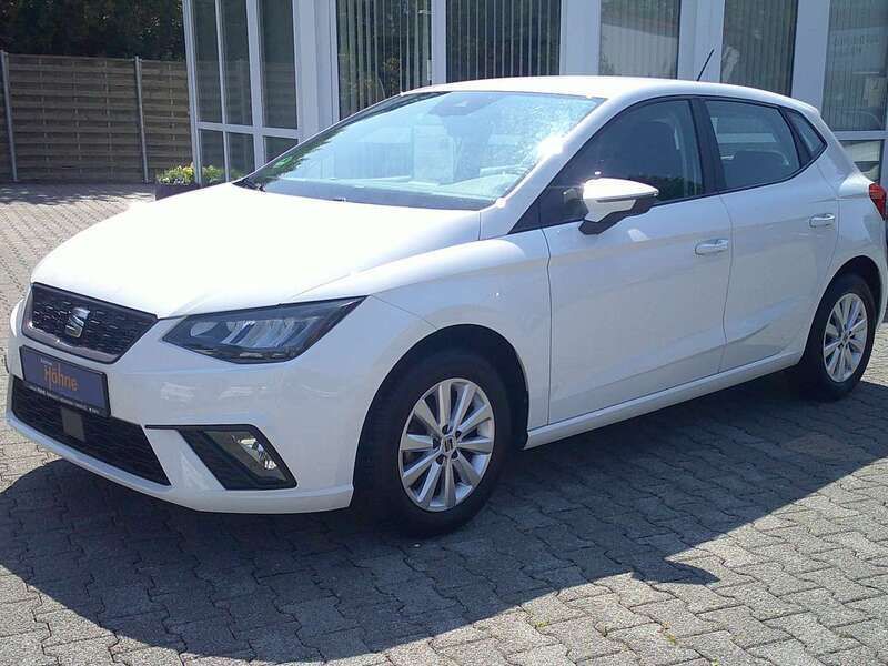 White candy Gebraucht 2021 Seat Ibiza Reference Kleinwagen | 11.990 € (Guter Preis) - Bild 1/4