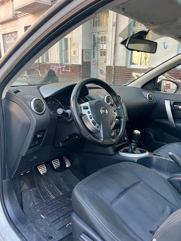 Gebraucht Nissan Qashqai 150 PS (110 kW) 2011 Weiß SUV