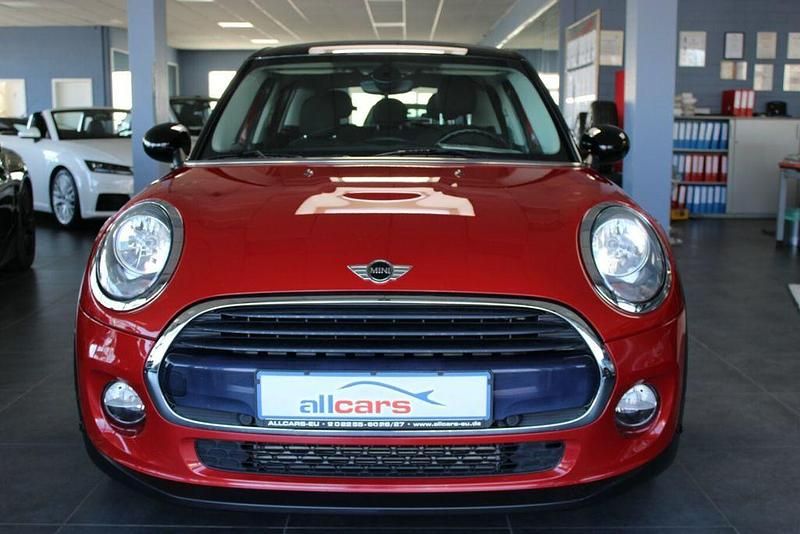 Gebraucht Mini Cooper Pepper 136 PS (100 kW) 2016 Rot Kleinwagen
