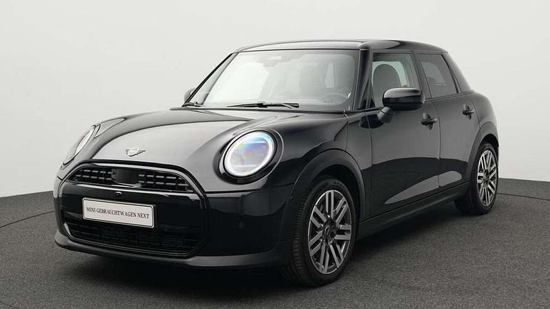 Gebraucht Mini Cooper Classic 156 PS (114 kW) 2024 Schwarz Kleinwagen