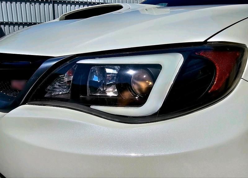 Gebraucht Subaru Impreza 300 PS (220 kW) 2014 Weiß Limousine