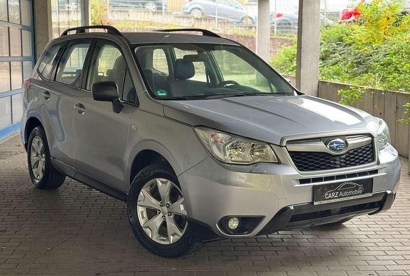 Ice silver Gebraucht 2015 Subaru Forester Active SUV | 8.800 € (Guter Preis) - Bild 1/4