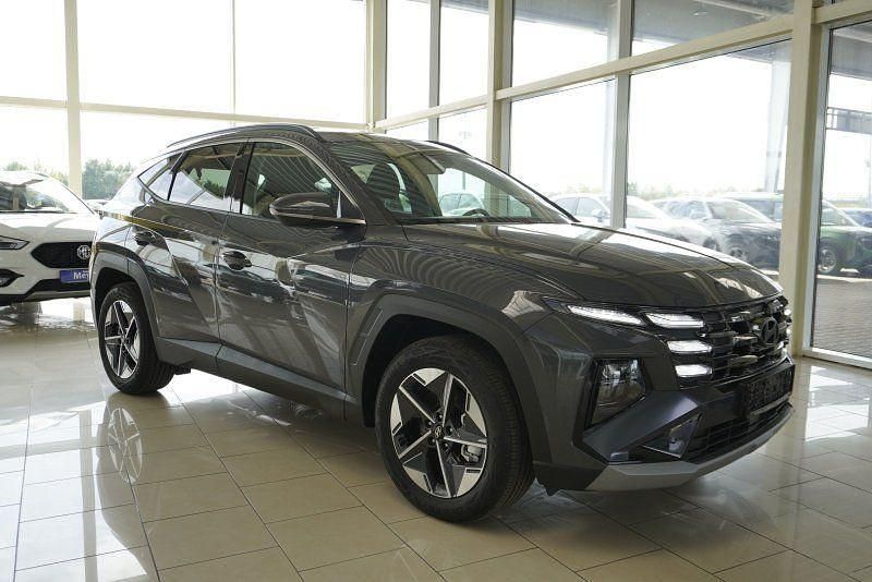 Grau Neu 2025 Hyundai Tucson SUV | 26.410 € (Superpreis) - Bild 1/4