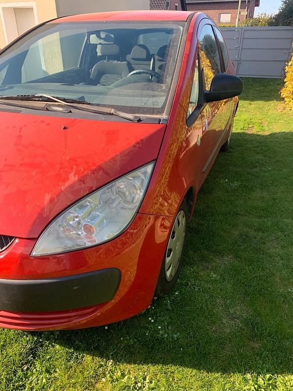 Rot Gebraucht 2005 Mitsubishi Colt Kleinwagen | 1.199 € - Bild 1/4