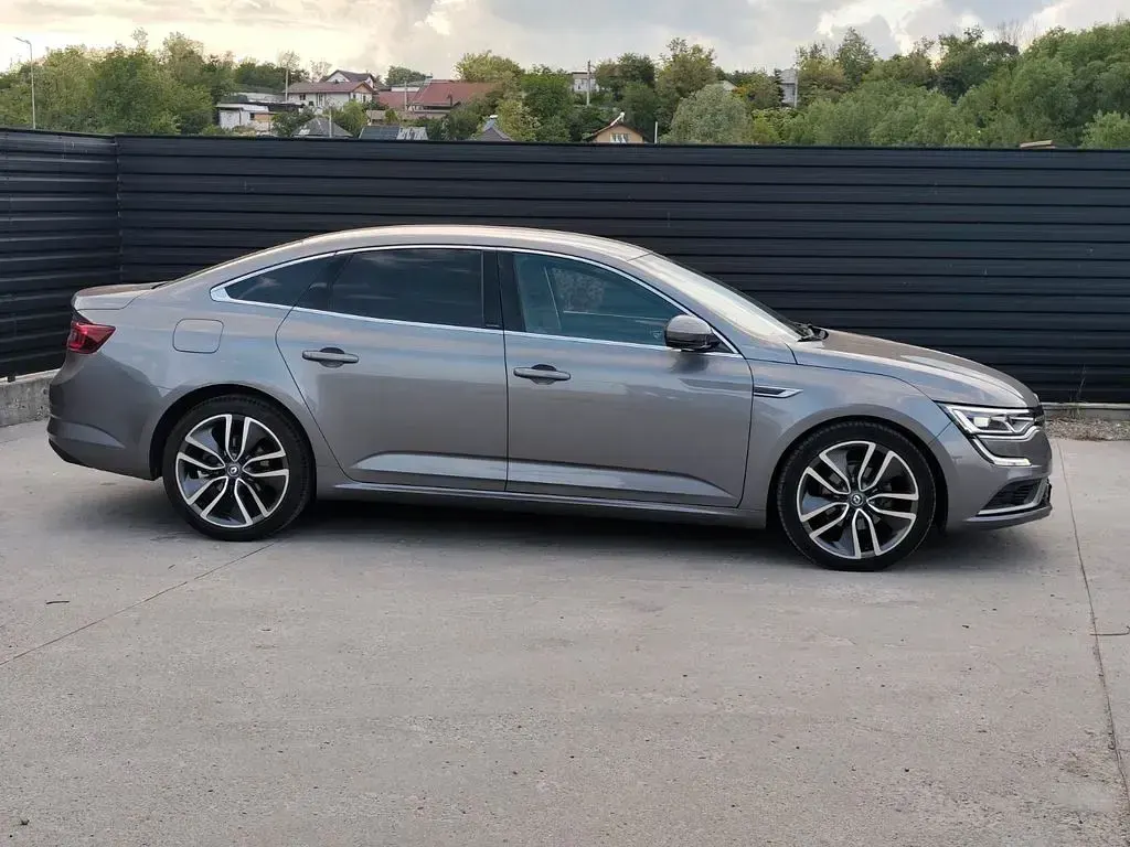 Gebraucht Renault Talisman Intens 131 PS (96 kW) 2016 Grau Limousine