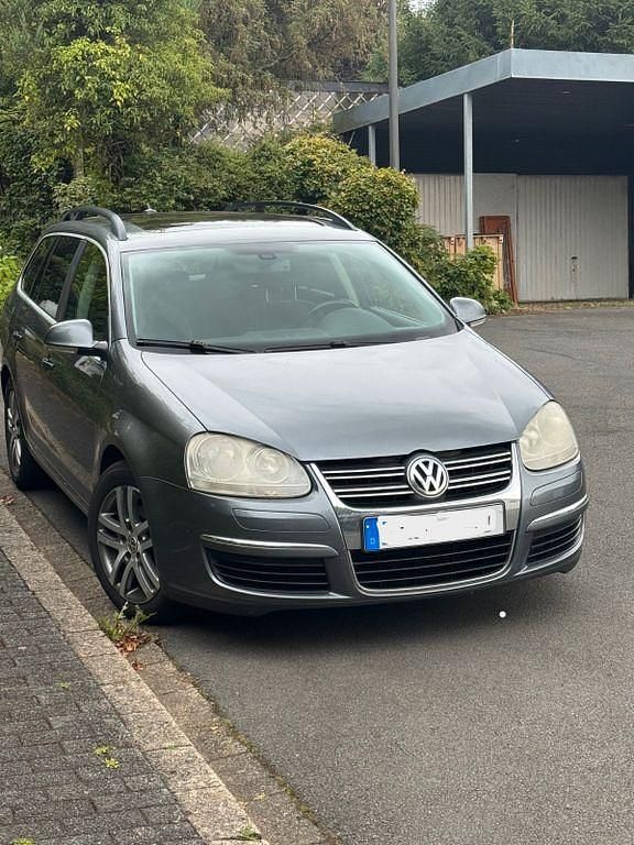 Grau Gebraucht 2008 VW Golf VI Comfortline Kombi | 2.399 € (Fairer Preis) - Bild 1/4