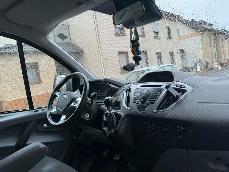 Gebraucht Ford Transit Custom 170 PS (125 kW) 2016 Schwarz Van / Kleinbus