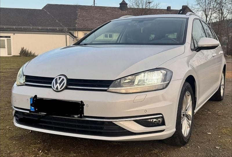 Gebraucht VW Golf VII 150 PS (110 kW) 2017 Weiß Kombi