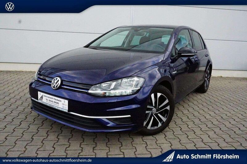 Atlantik blue metallic Gebraucht 2020 VW Golf VIII IQ Drive Limousine | 18.990 € (Fairer Preis) - Bild 1/4