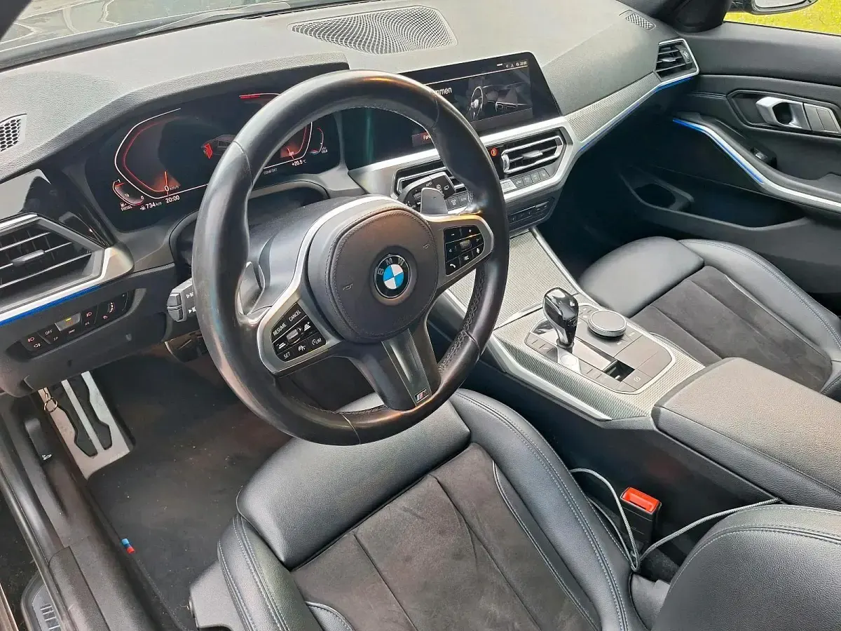 Gebraucht BMW 320 M Sport 194 PS (142 kW) 2020 Schwarz Kombi