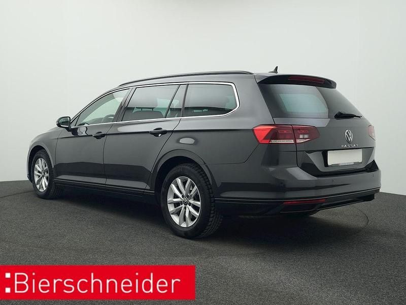 Gebraucht VW Passat Business+ 150 PS (110 kW) 2022 Grau Kombi