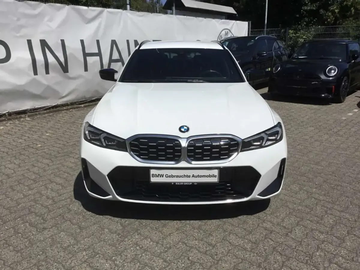 Gebraucht BMW 340 M Sport 374 PS (275 kW) 2025 Alpinweiss iii Kombi