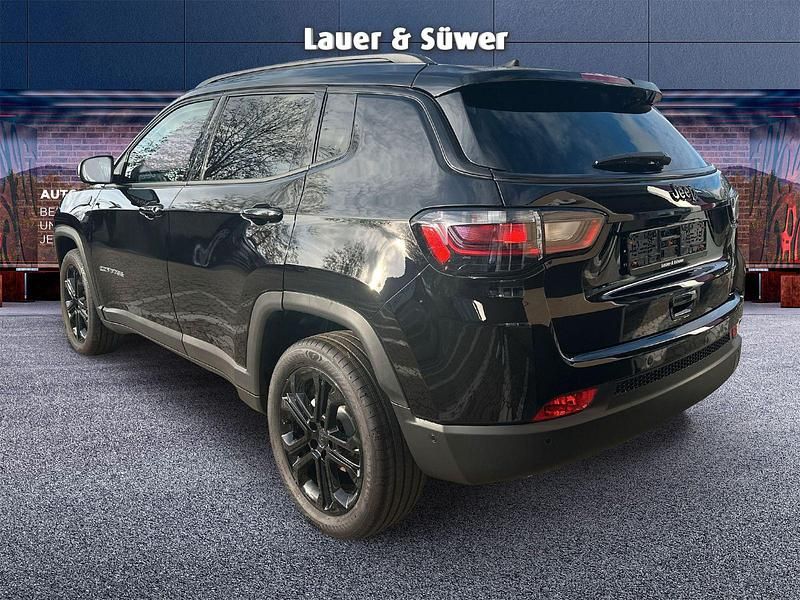 Uusi Jeep Compass North 131 HP (96 kW) 2025 Musta Katumaasturi