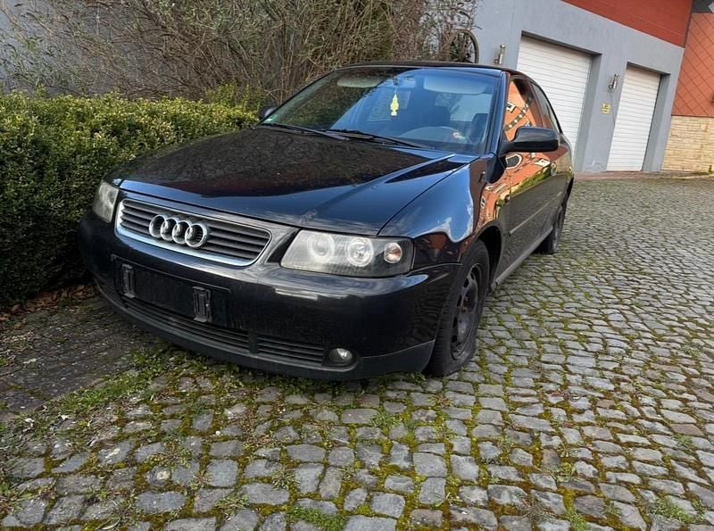 Second-hand Audi A3 101 CP (74 kW) 2002 Negru Hatchback