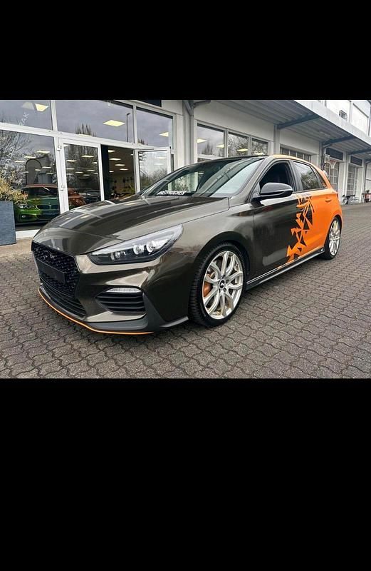 Gebraucht Hyundai i30 275 PS (202 kW) 2019 Blau Limousine