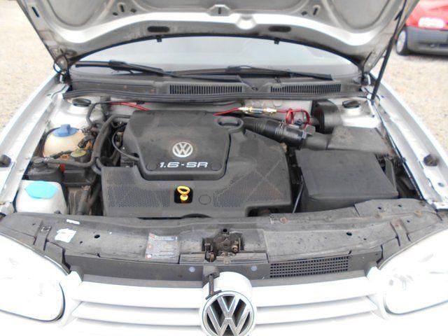 Gebraucht VW Golf IV Basis 101 PS (74 kW) 1998 Silber metallic Limousine