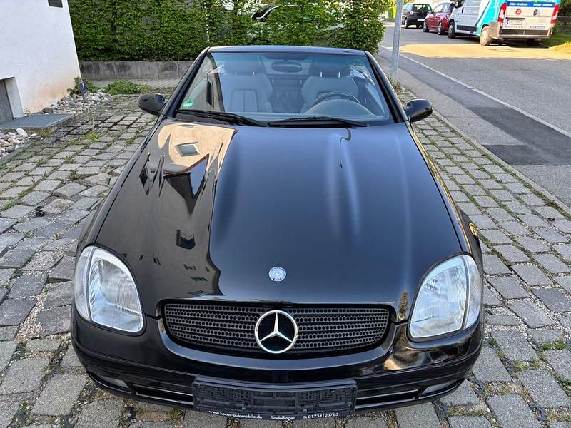 Schwarz Gebraucht 1998 Mercedes SLK200 Cabrio | 6.498 € (Fairer Preis) - Bild 1/4