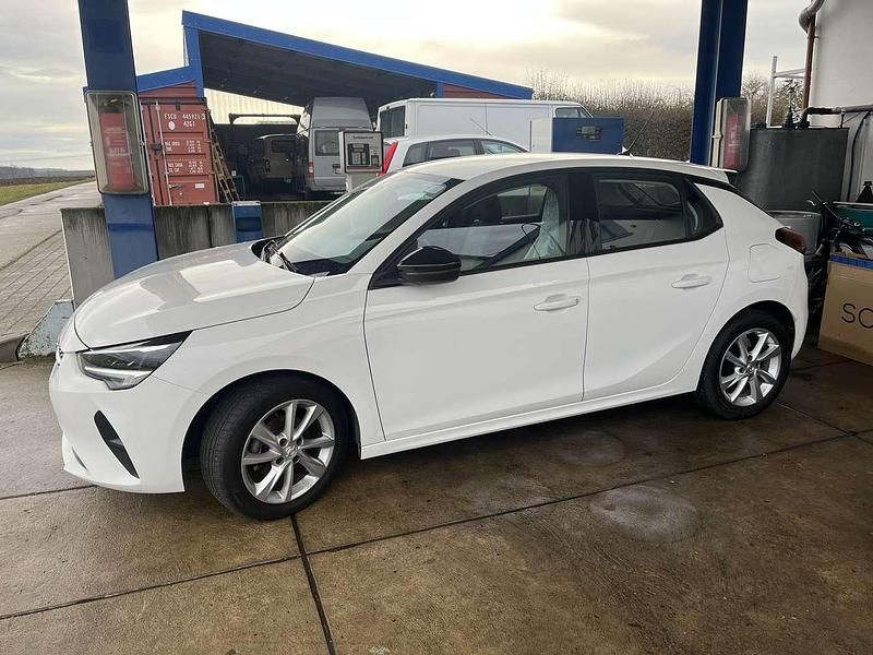 Jade weiss/arktis weiss Gebraucht 2022 Opel Corsa Edition Kleinwagen | 12.290 € (Fairer Preis) - Bild 1/1