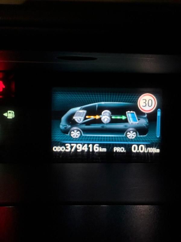 Gebraucht Toyota Prius+ 100 PS (73 kW) 2019 Weiß Van / Kleinbus