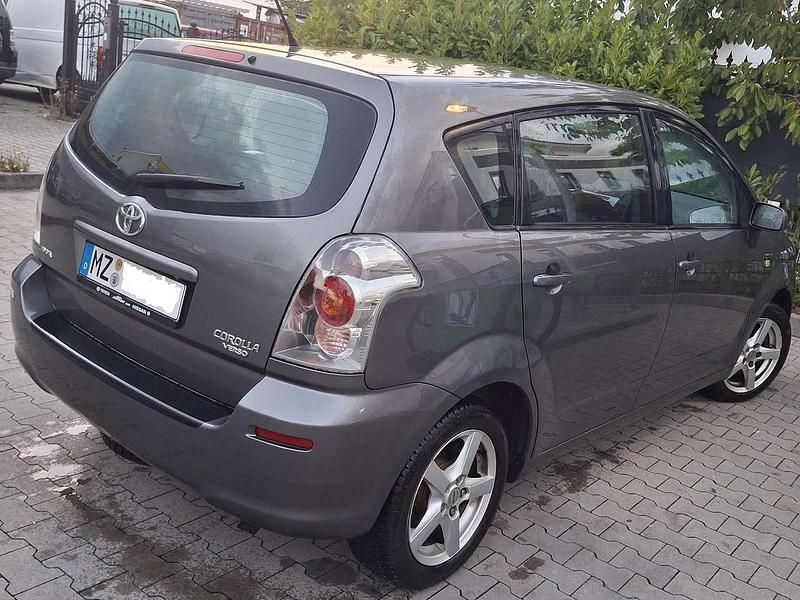 Gebraucht Toyota Corolla Sol 129 PS (94 kW) 2007 Grau Kombi