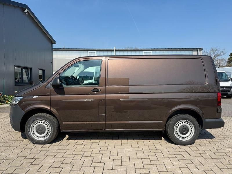 Używany VW Transporter 150 KM (110 kW) 2020 Brązowy Van