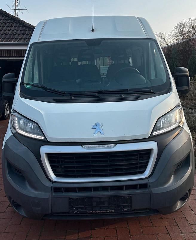 Gebraucht Peugeot Boxer 130 PS (95 kW) 2015 Weiß Van