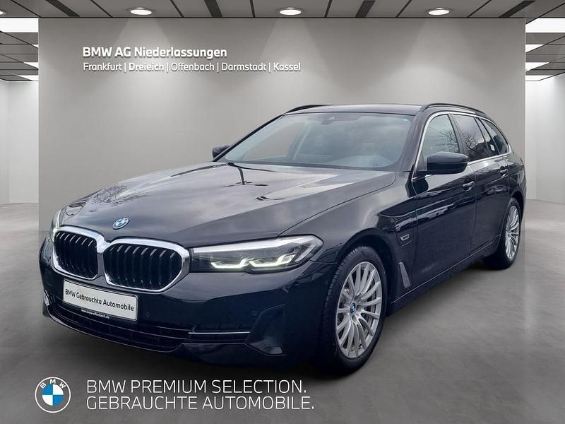Gebraucht BMW 530e 184 PS (135 kW) 2022 Schwarz Limousine