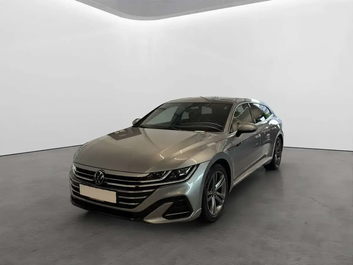 Usata VW Arteon R-line 200 CV (147 kW) 2023 Argento Berlina
