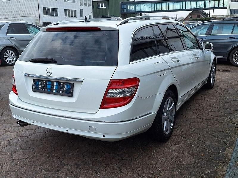 Gebraucht Mercedes C220 170 PS (125 kW) 2010 Weiß Kombi