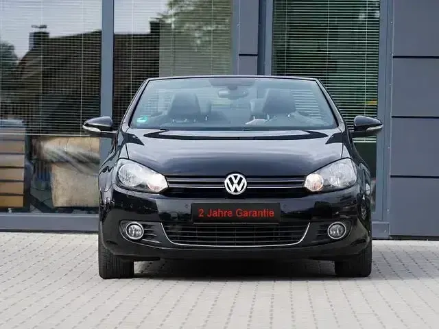 Gebraucht VW Golf Cabriolet Life 122 PS (89 kW) 2013 Schwarz Cabrio