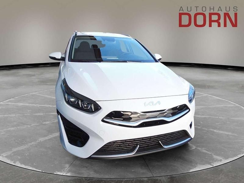 Gebraucht Kia Ceed 141 PS (103 kW) 2024 Andere Kleinwagen