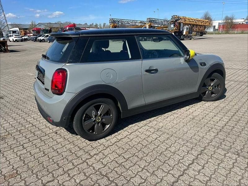 Gebraucht Mini Cooper SE Essential 135 kW (184 PS) 2022 Grau Kleinwagen