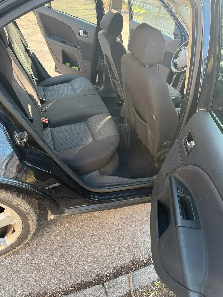 Gebraucht Ford Focus 204 PS (150 kW) 2005 Schwarz Limousine