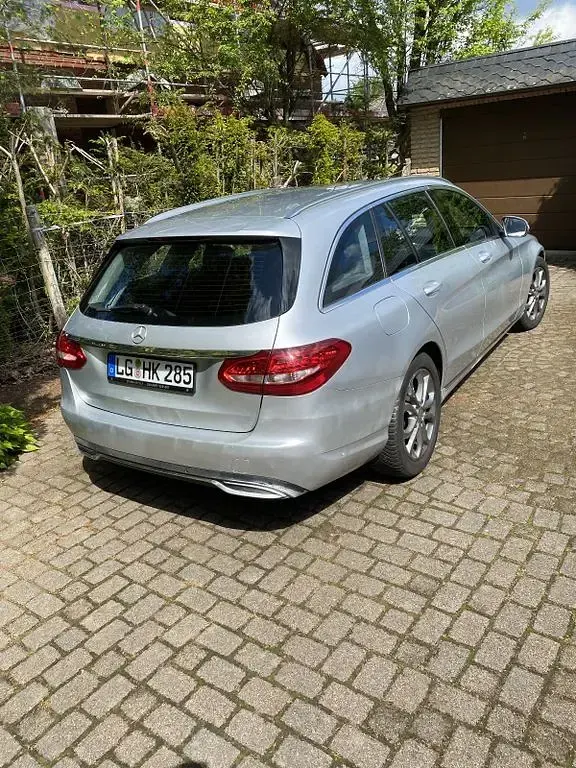 Gebraucht Mercedes 200 184 PS (135 kW) 2015 Silber Limousine