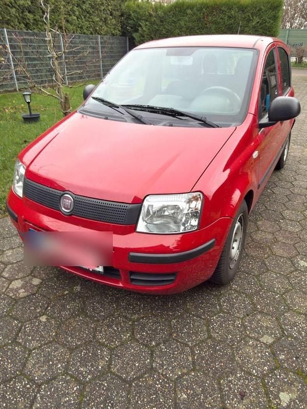 Rot Gebraucht 2011 Fiat Panda Kleinwagen | 1.700 € (Guter Preis) - Bild 1/4