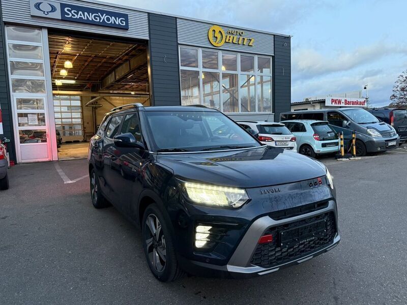 Blau Neu 2024 Ssangyong Tivoli Sapphire SUV | 29.900 € - Bild 1/4