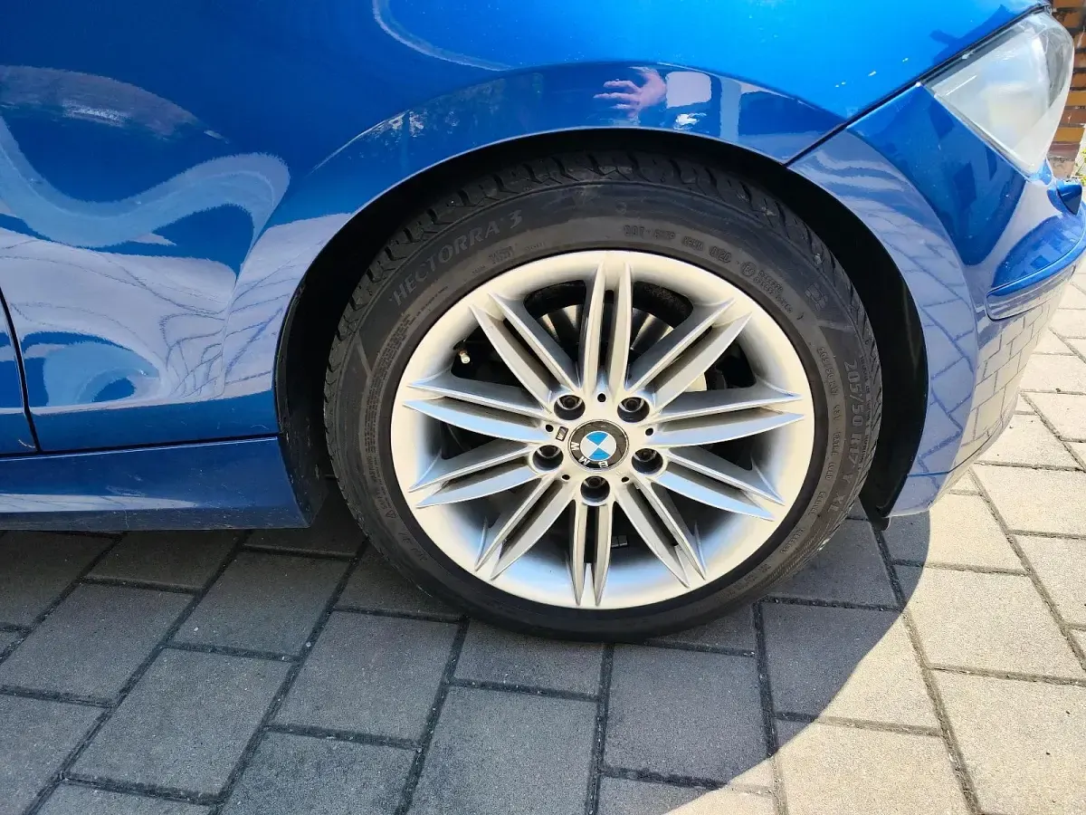 Gebraucht BMW 116 122 PS (89 kW) 2008 Blau Kleinwagen