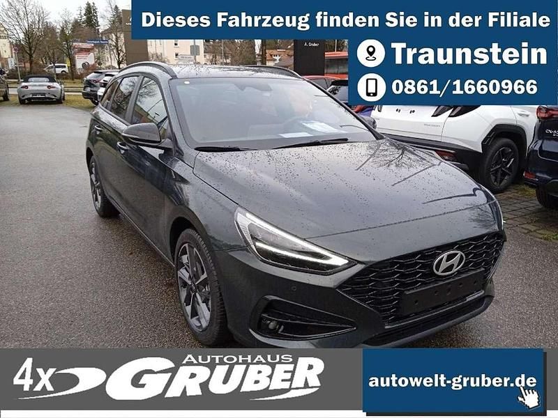Cypress green Neu 2025 Hyundai i30 Advantage Kombi | 26.699 € (Etwas zu teuer) - Bild 1/4