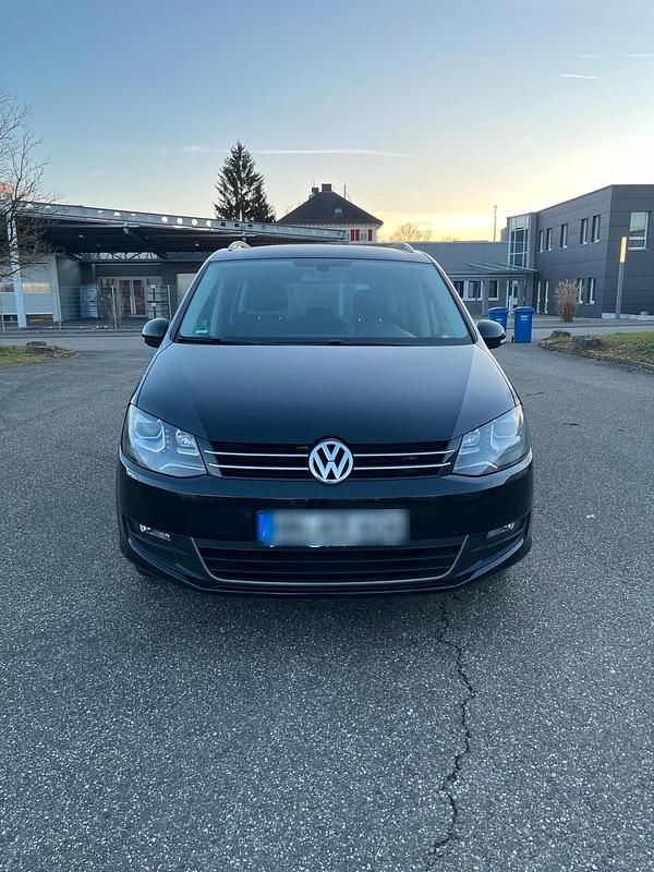 Gebraucht VW Sharan 150 PS (110 kW) 2013 Schwarz Van / Kleinbus