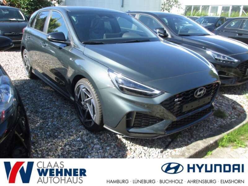 Gruen Neu 2025 Hyundai i30 N Line Limousine | 28.900 € (Fairer Preis) - Bild 1/2