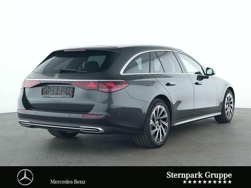 Gebraucht Mercedes E300 Exclusive 313 PS (230 kW) 2024 Lack graphitgrau Kombi