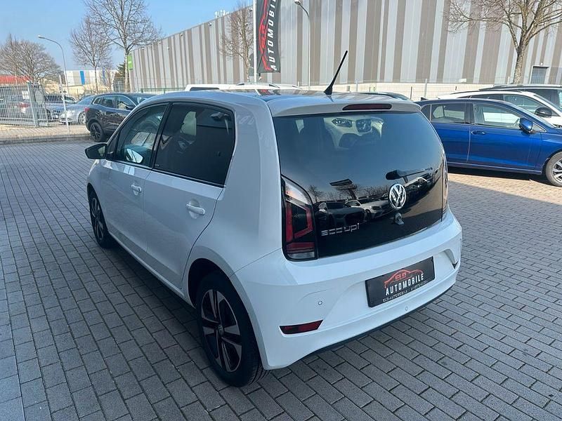 Gebraucht VW up! IQ Drive 68 PS (50 kW) 2020 Weiß Kleinwagen