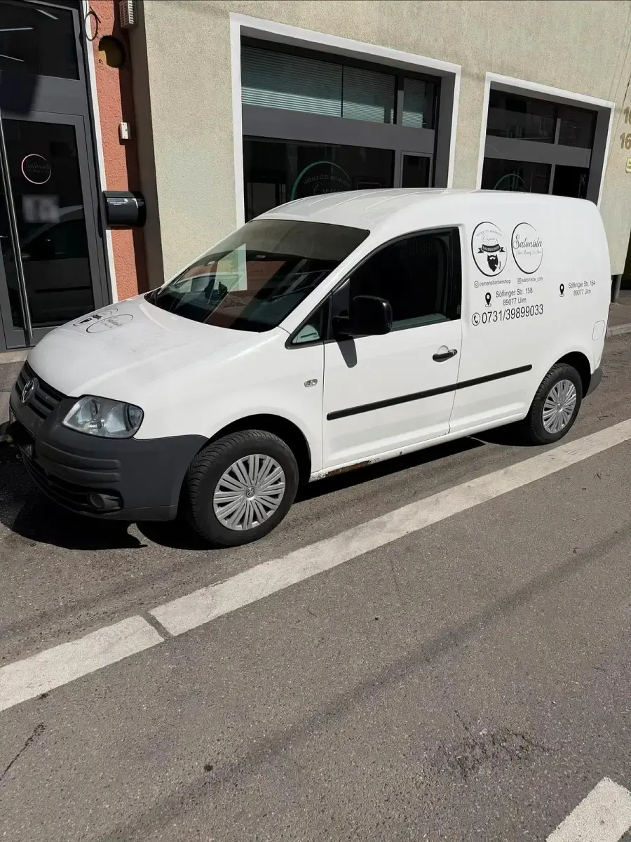 Second-hand VW Caddy 75 CP (55 kW) 2005 Alb Monovolum