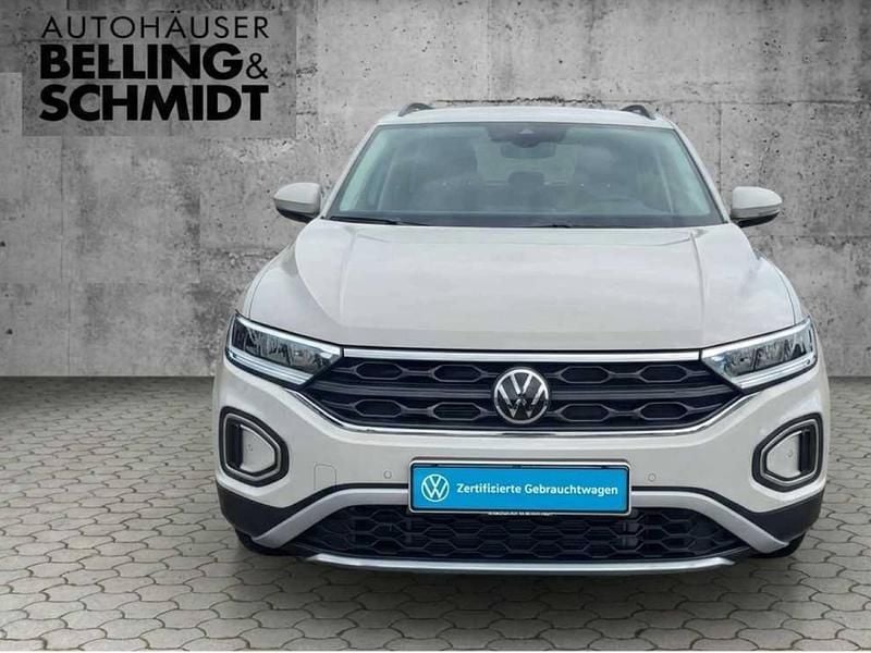 Gebraucht VW T-Roc Life 150 PS (110 kW) 2024 Ascotgrau SUV