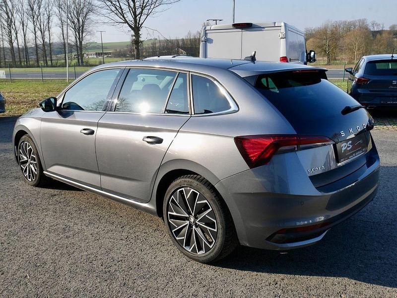 Gebraucht Skoda Scala Selection 116 PS (85 kW) 2025 Graphite grey Kleinwagen