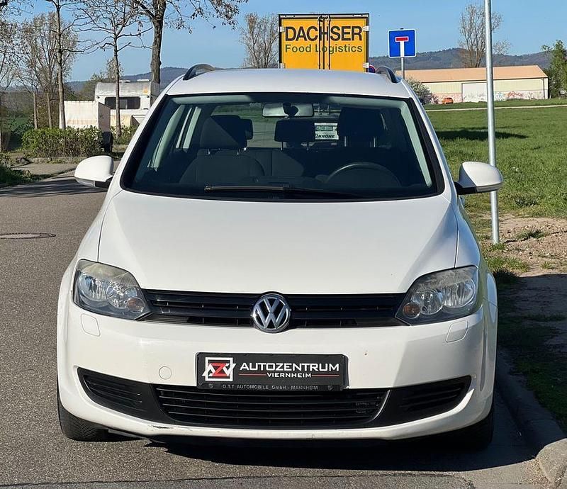 Gebraucht VW Golf Plus Cross 105 PS (77 kW) 2011 Weiß Van / Kleinbus