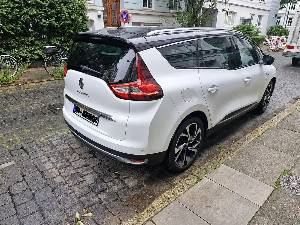 Gebraucht Renault Grand Scénic IV Bose Edition 132 PS (97 kW) 2017 Weiß Van / Kleinbus