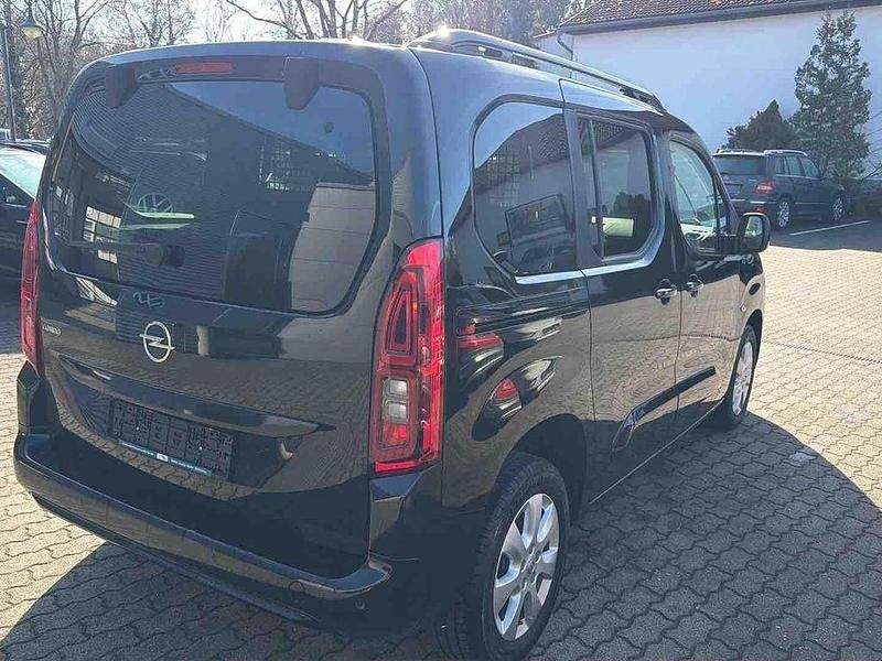 Gebraucht Opel Combo Life Ultimate 131 PS (96 kW) 2023 Diamant schwarz/karbon schwarz Van / Kleinbus