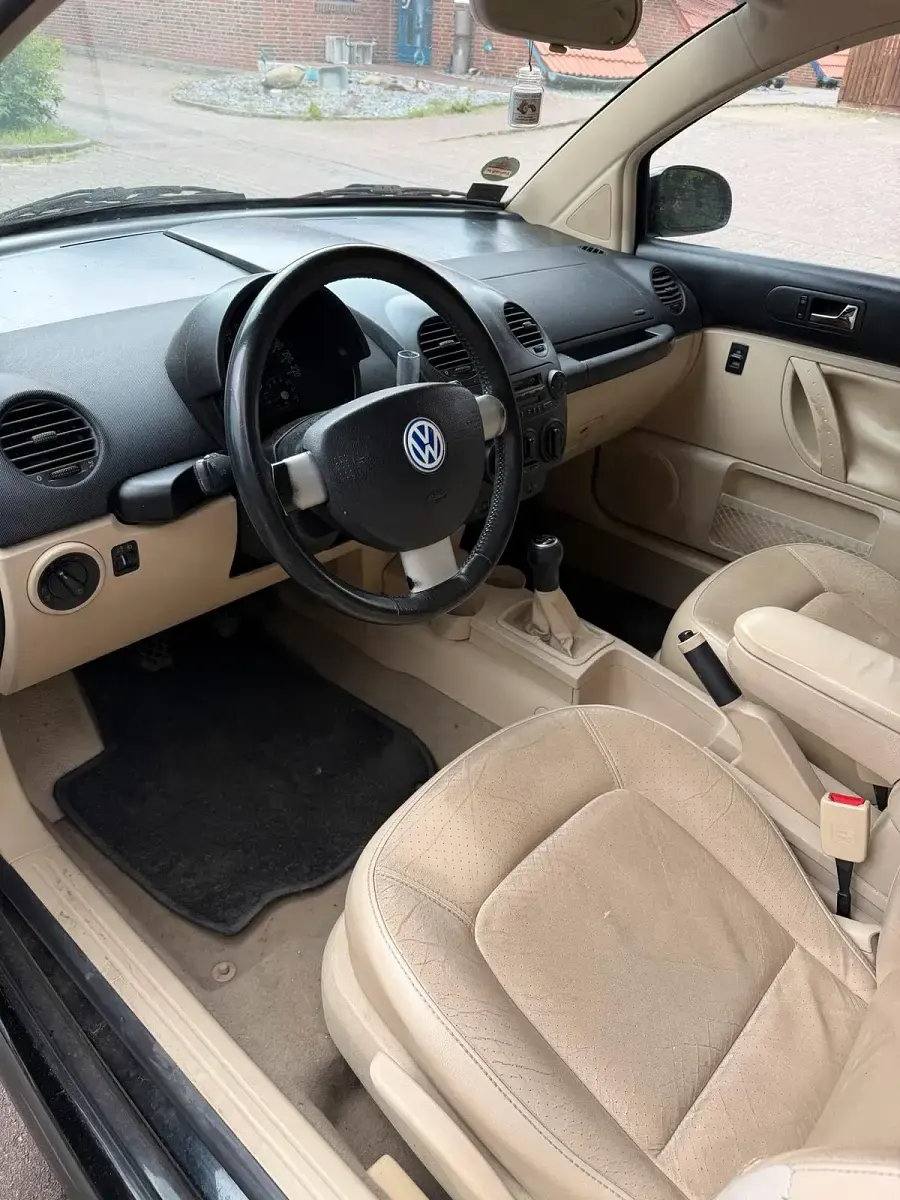 Używany VW Beetle 115 KM (84 kW) 2000 Czarny Hatchback